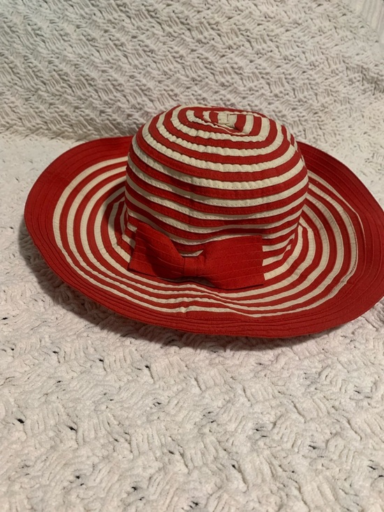 Sun And Sand Accessories - Striped Red and White Sun Hat with Bow